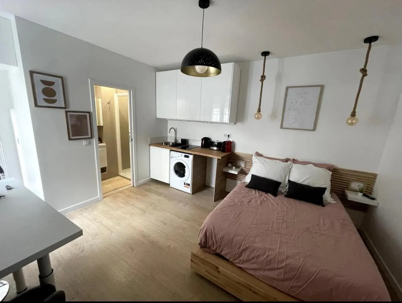 Appartement Eiffel Tour Cosy Rosalia